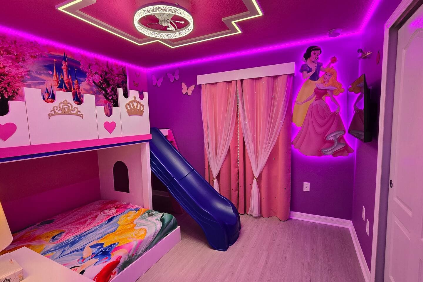 Solterra Harry Potter & Mickey Retreat — themed room